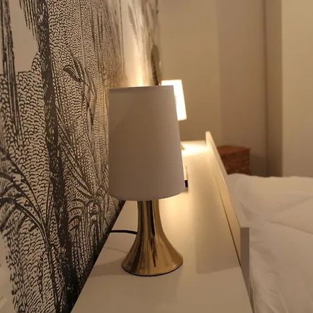Chez Celine, Plein Centre Apartmán *